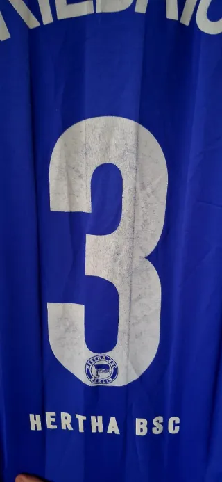 Camiseta Hertha BSC Friedrich 3 05/06