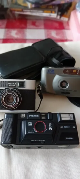 3 Macchine Fotografiche Premier, Ricoh