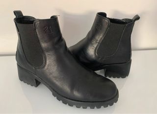 Botines negros sin uso