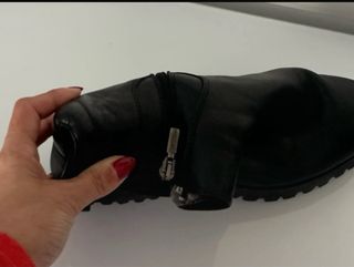 Botines negros sin uso