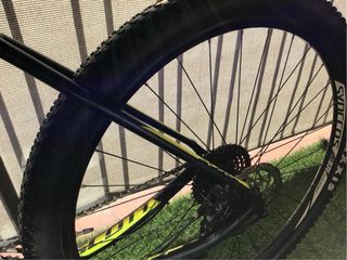 Bicicleta Scott Scale 960 . Talla L Negra/Amarilla