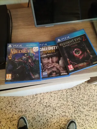 PS4 + Controller originale + Cuffie