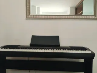 Teclado Casio CDP-130 con soporte y pedal