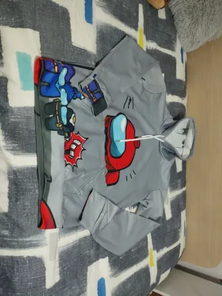 Sudadera Among Us Gris