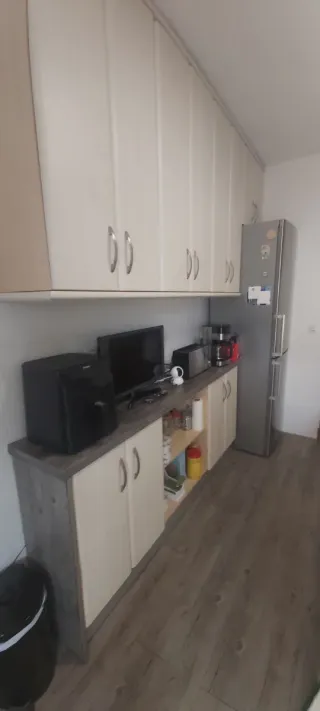 Cocina completa con o sin electrodomésticos.