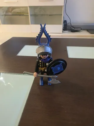 Playmobil huevo del  Caballero Azul 3947