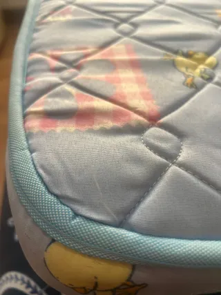 Colchón cuna acolchado con patitos