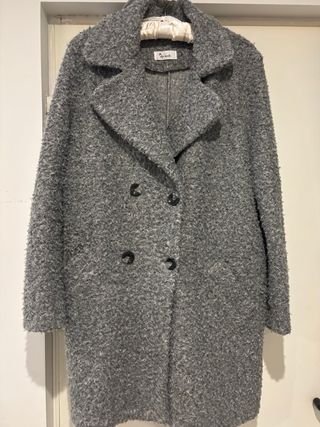 Abrigo gris Algo Bonito