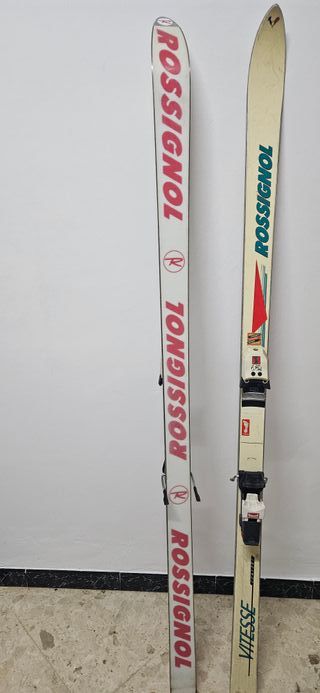 3 Pares de Esquís .