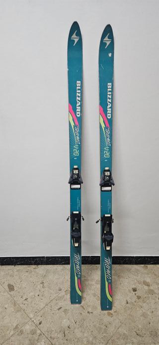 3 Pares de Esquís .