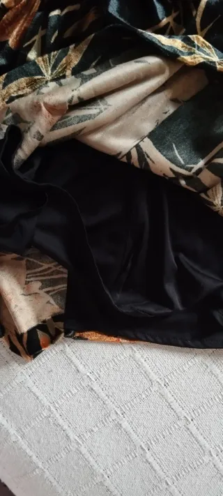 Minifalda Zara Estampada de fiesta.