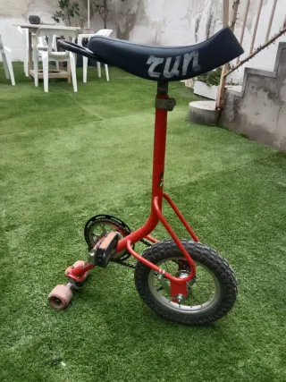 Bici Patín Zun Roja. Precio poco negociable