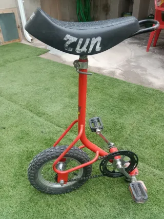 Bici Patín Zun Roja. Precio poco negociable