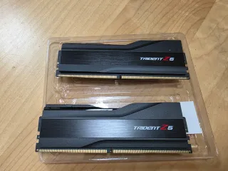 Memoria RAM DDR5, G.Skill Trident Z5 32GB 5600Mhz