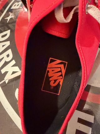 Zapatillas Vans Authentic Lo Pro Coral Neón