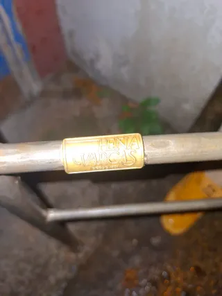 Cabecero Peña Vargas Metal Dorado y Plateado