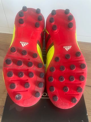 Botas de fútbol Adidas Predator Talla 31