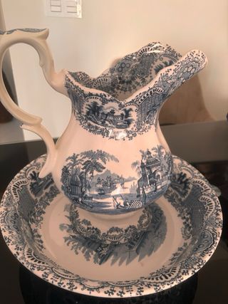 Jarra y Palangana Cartuja Azul y Blanco