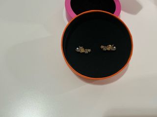 Pendientes TOUS baño oro 18k motivo diamante