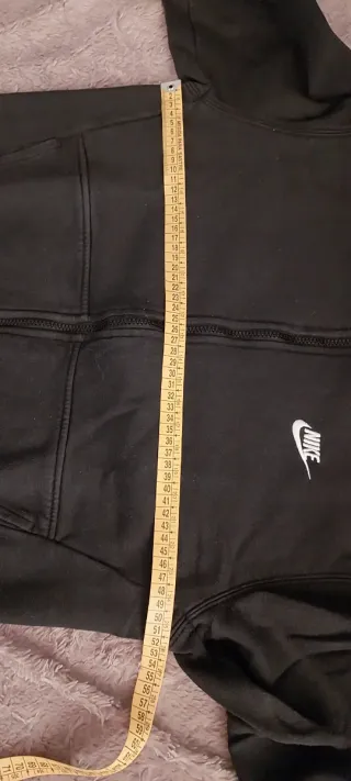 Sudadera Nike con cremallera negra