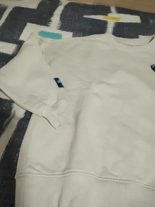 Jersey beige con estampado Mickey Mouse