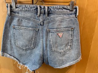 Shorts vaqueros Guess azules