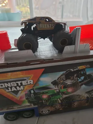 Monster Jam Camion
