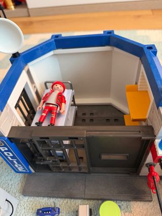 Playmobil Comisaría y Moto