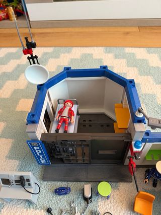 Playmobil Comisaría y Moto