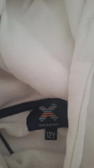 Marca 12 pero es para 8 / 9 bonita y estilosa