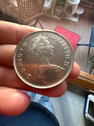 Moneda Conmemorativa Carlos y Diana 1981