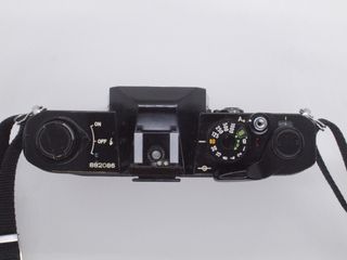 Canon FTb QL + Canon FD 50mm f1.8 S.C + Flash