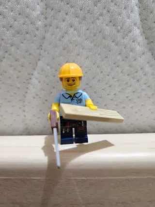 Lego Minifigura Carpintero con Tabla