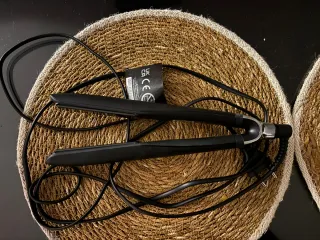 Plancha de pelo GHD negra