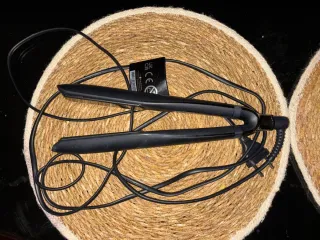 Plancha de pelo GHD negra