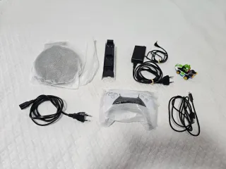 Consola Sony PlayStation 5 con scatola e accessori