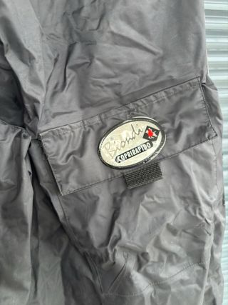 Pantalón impermeable Biondi negro