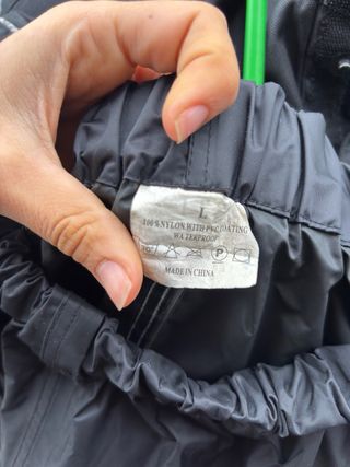 Pantalón impermeable Biondi negro