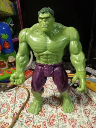 Hulk Action Figure 30 cm