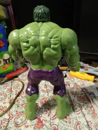 Hulk Action Figure 30 cm