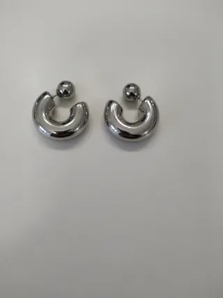 Pendientes plateados