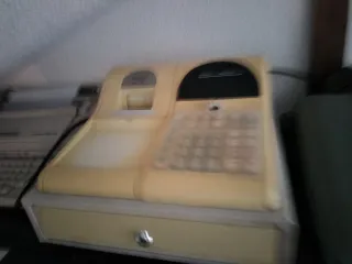 Cajera Registradora Antigua Color Crema