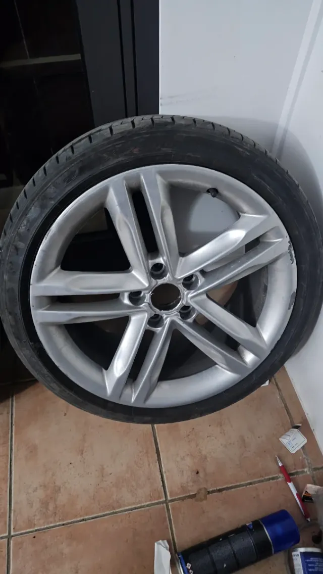Llantas 18 Audi S4 Originales