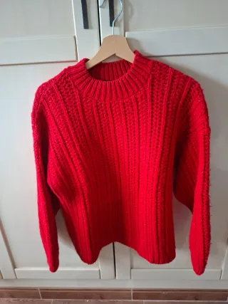 Cazadora, jersey y camiseta Zara T.S.