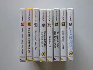 In vendita insieme Pacchetto 8 giochi Nintendo 3DS