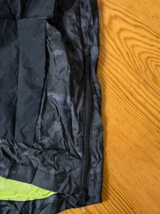 Cortavientos Trouble Maker