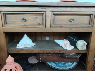 Cómoda rústica de madera