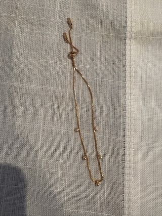 Pulsera Parfois ajustable con circonitas