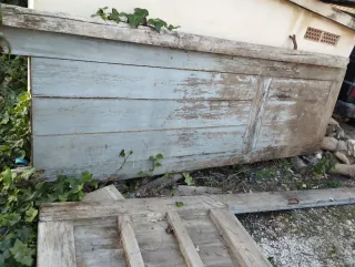 Puerta antigua de madera