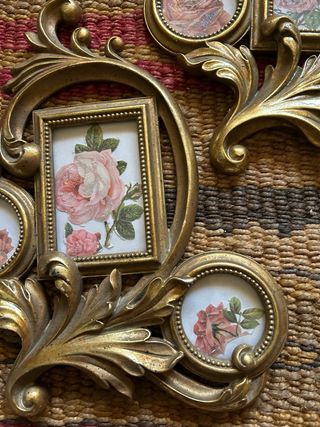 Set 2 Cornici Oro con Rose